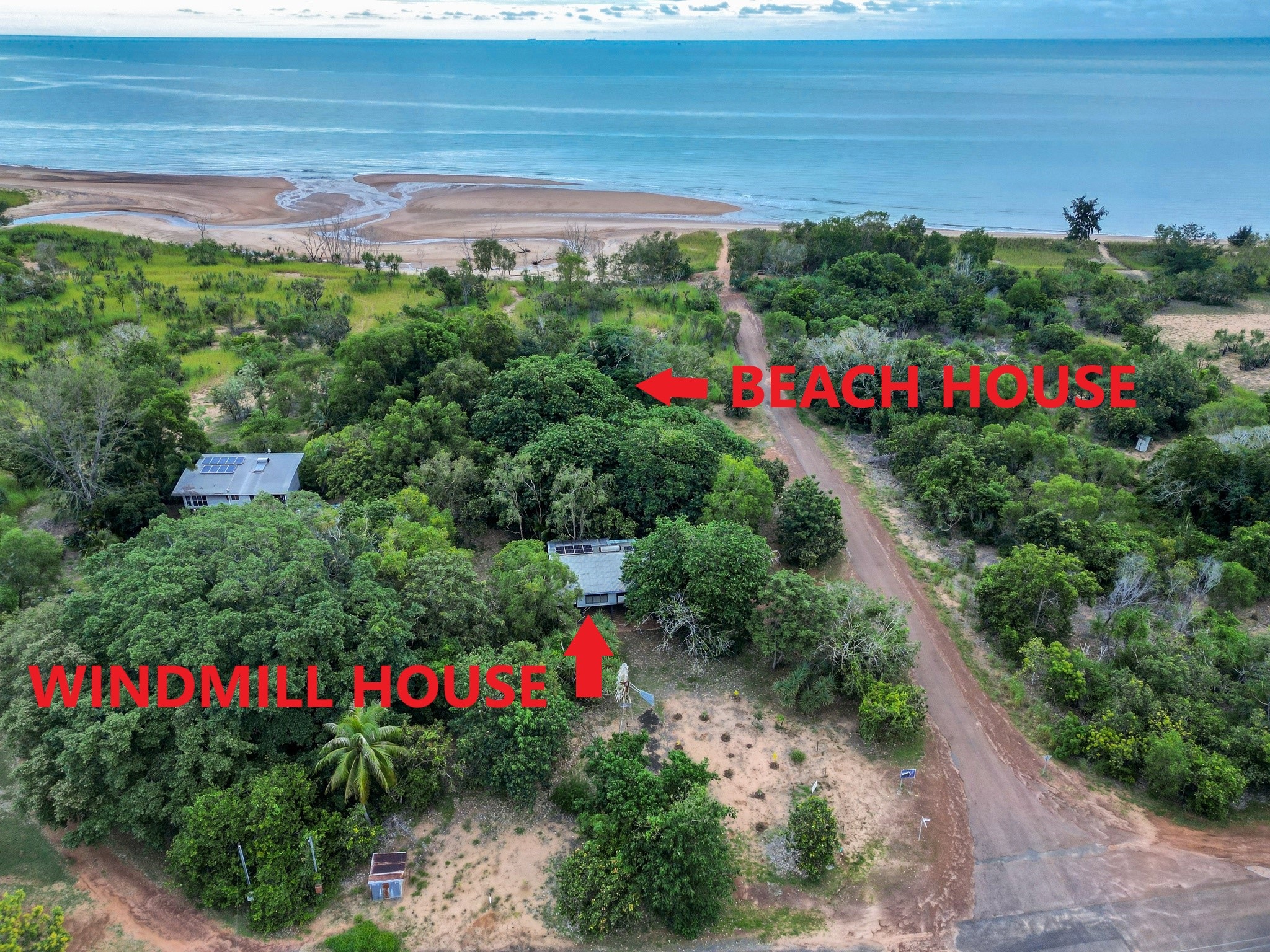 WBHH "Beach House" and "Windmill House" beachfront location.